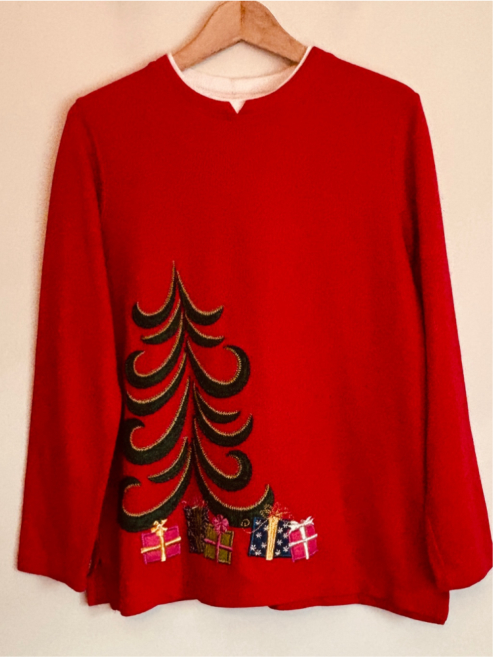 Vtg White Stag Christmas Tree Sweater Womens Size M, Red Green Holiday Festive